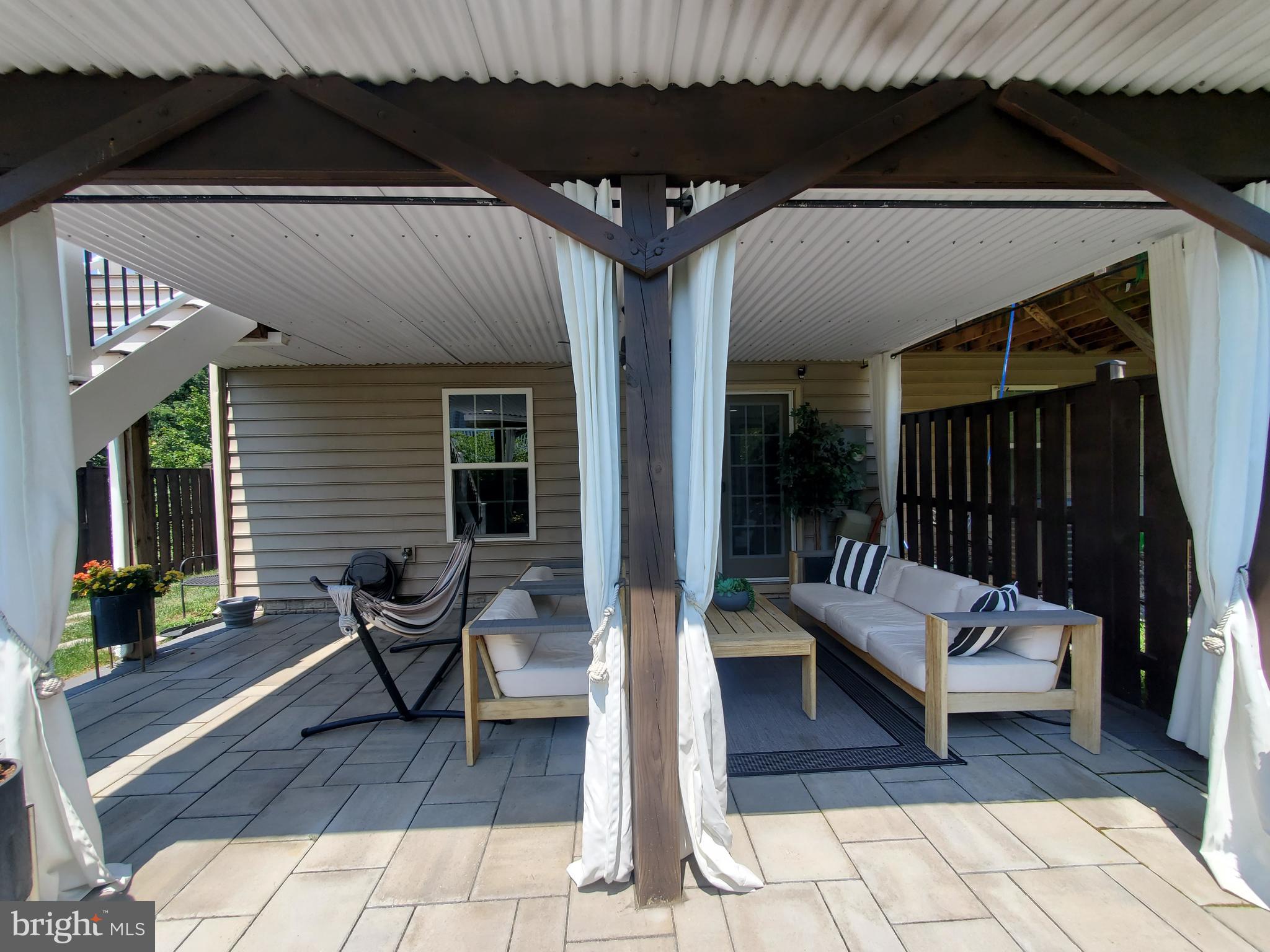 WENTWORTH GREEN - Residential Lease