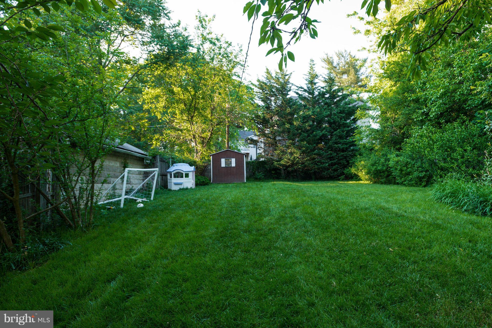 LAKE EVESHAM HISTORIC DISTRICT - Residential
