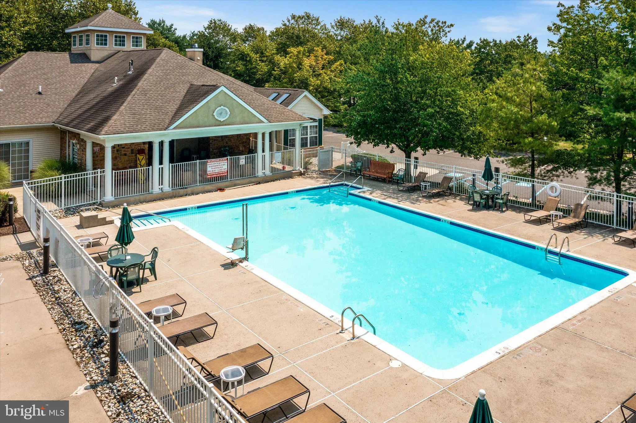 Hamilton, New Jersey 08690, United States, 3 Bedrooms Bedrooms, ,2 BathroomsBathrooms,Residential,Active,218033