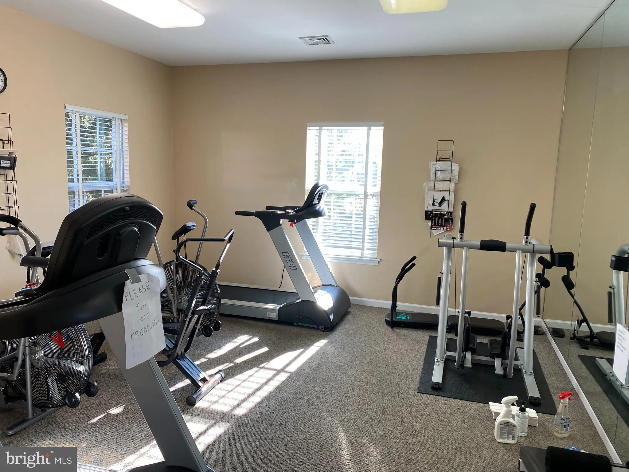 Hamilton, New Jersey 08690, United States, 3 Bedrooms Bedrooms, ,2 BathroomsBathrooms,Residential,Active,218033