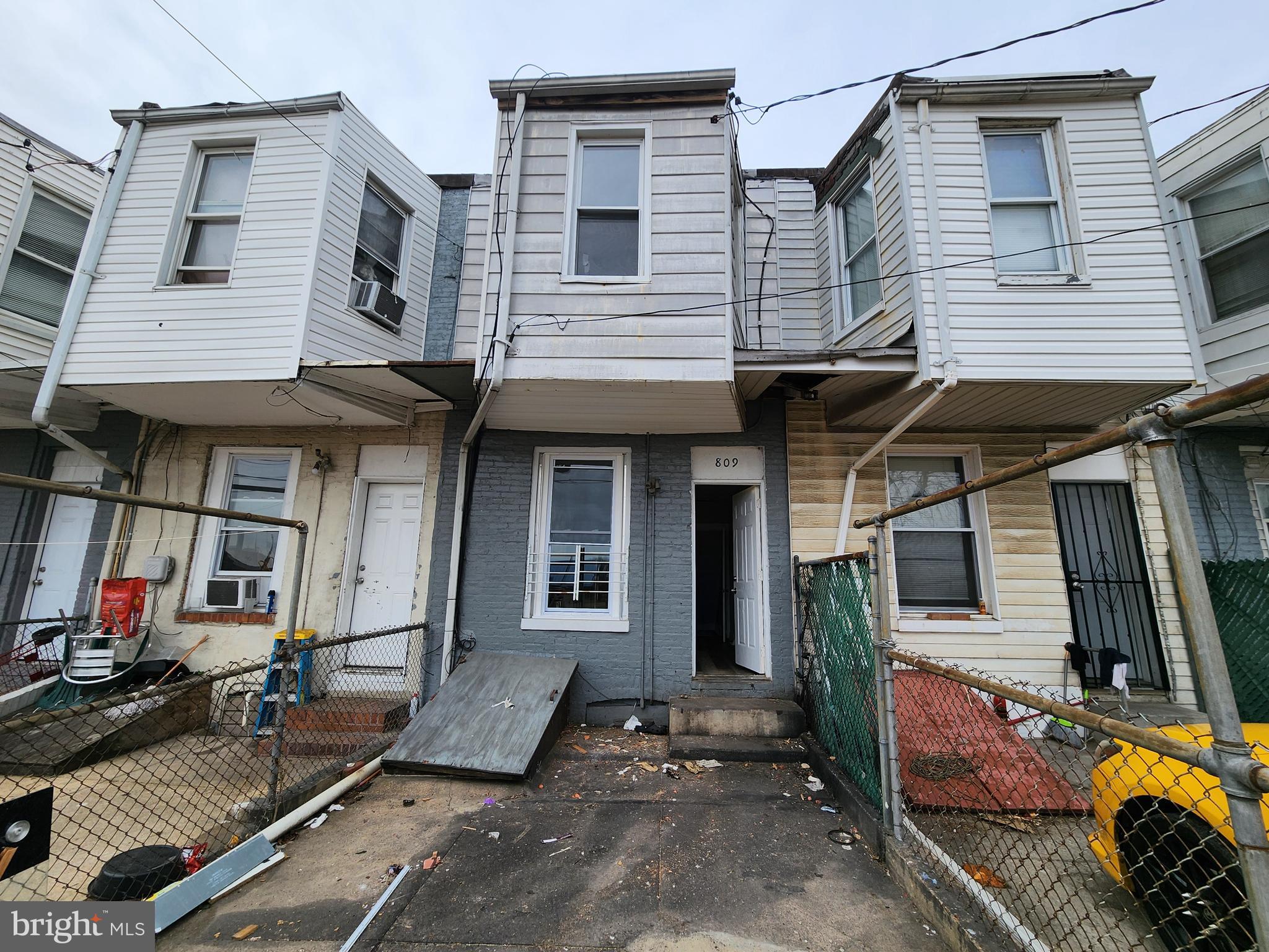 MADISON EASTEND - Residential