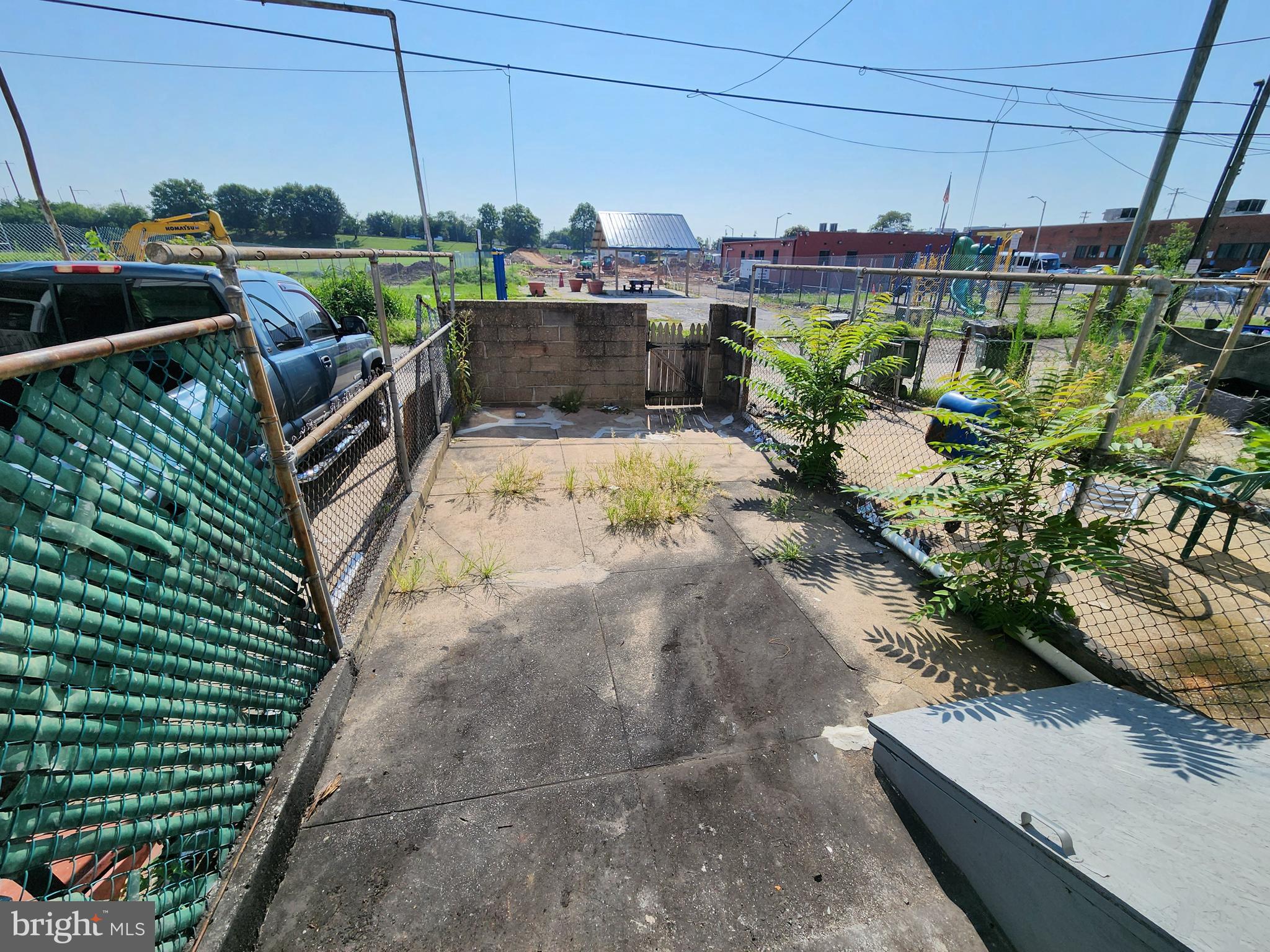 MADISON EASTEND - Residential