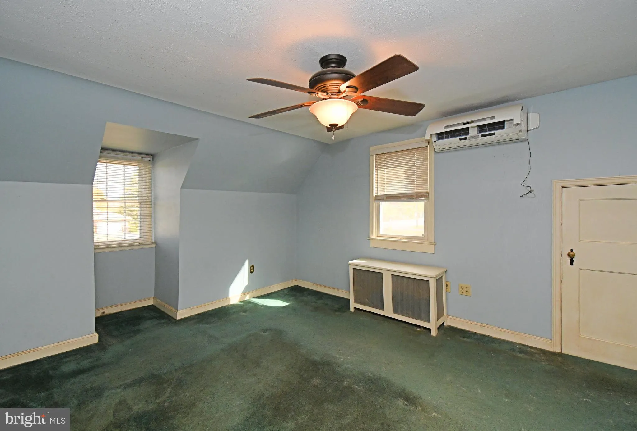 Zieglerville, Pennsylvania 19492, United States, 3 Bedrooms Bedrooms, ,2 BathroomsBathrooms,Residential,Pending,237164