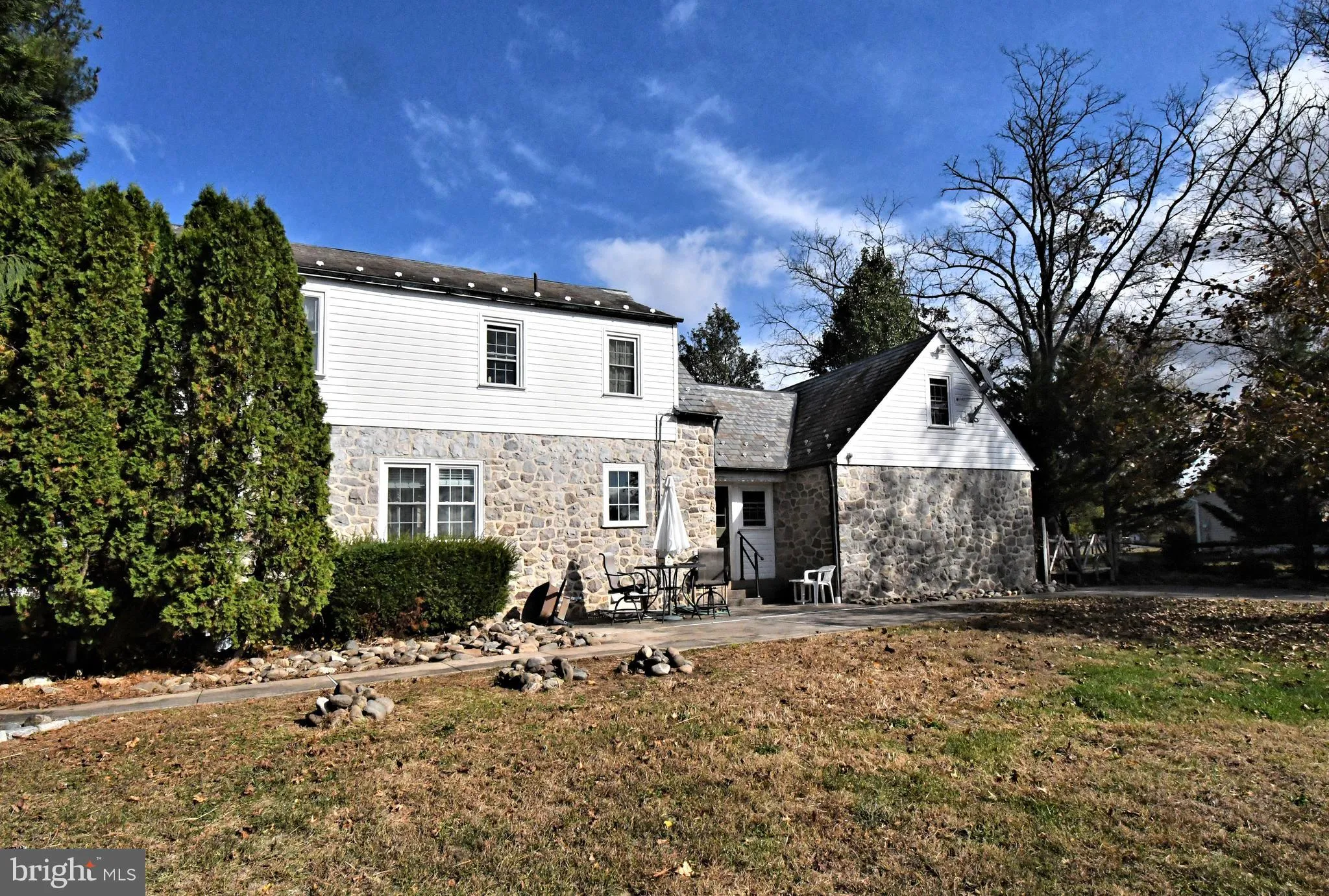 Zieglerville, Pennsylvania 19492, United States, 3 Bedrooms Bedrooms, ,2 BathroomsBathrooms,Residential,Pending,237164