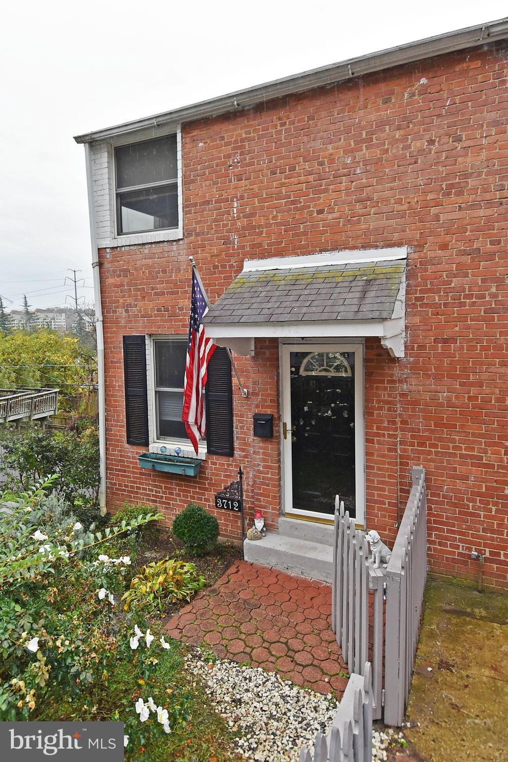 FORT BARNARD HEIGHTS - Residential