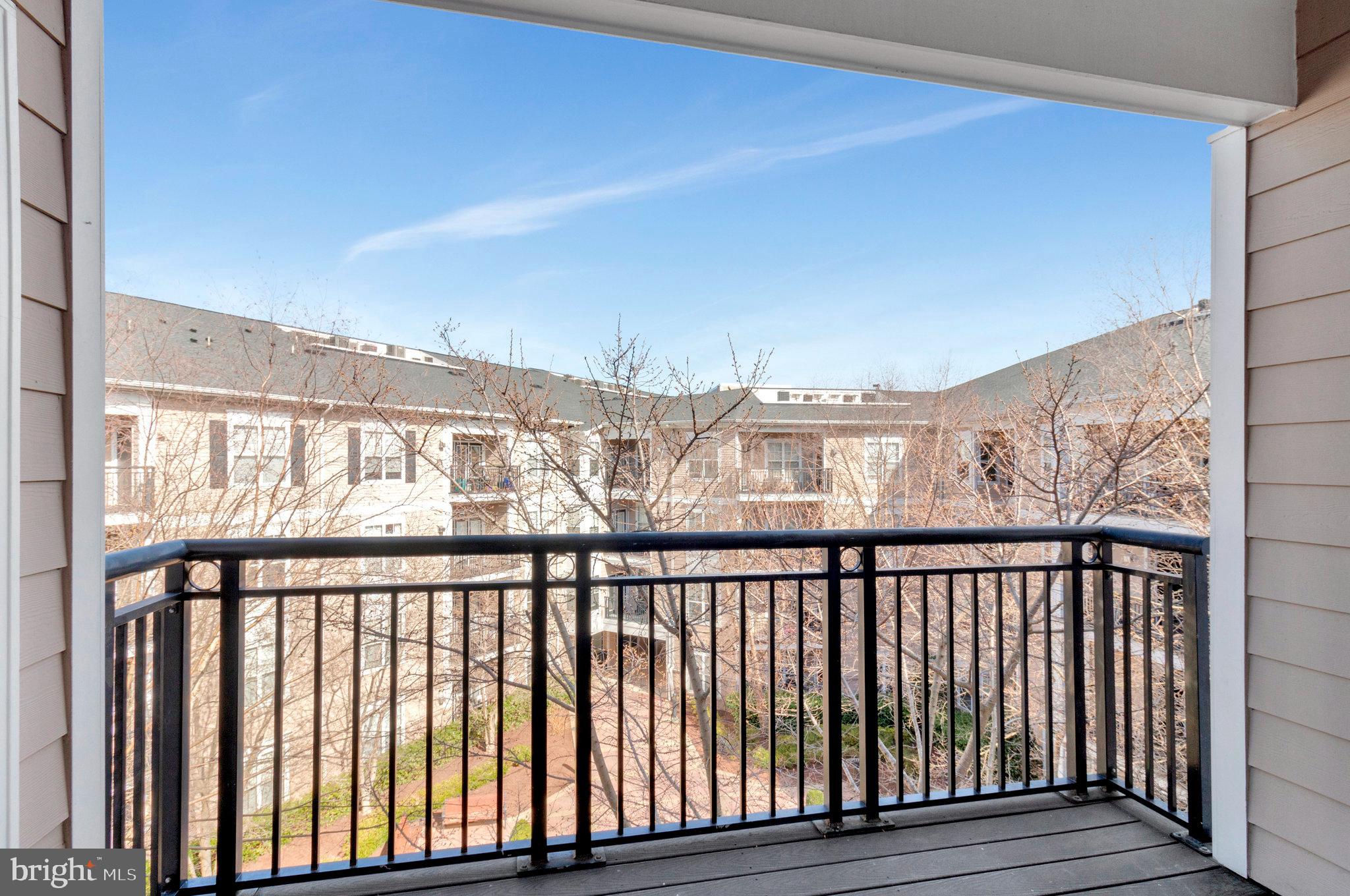 FITZ AT ROCKVILLE TOWN C - Residential