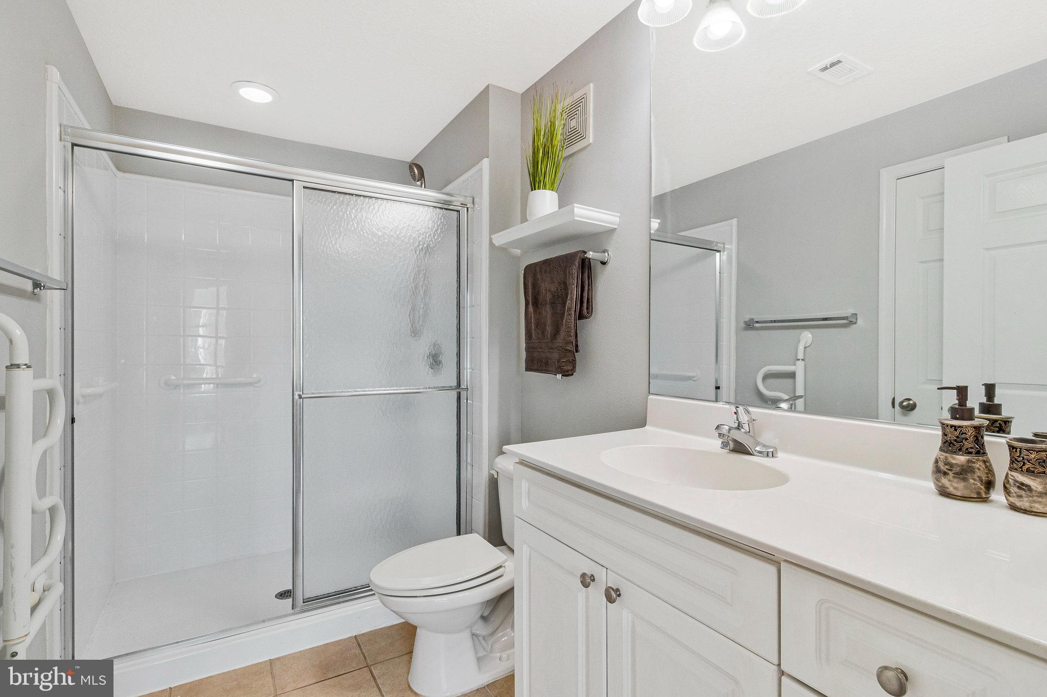 FITZ AT ROCKVILLE TOWN C - Residential