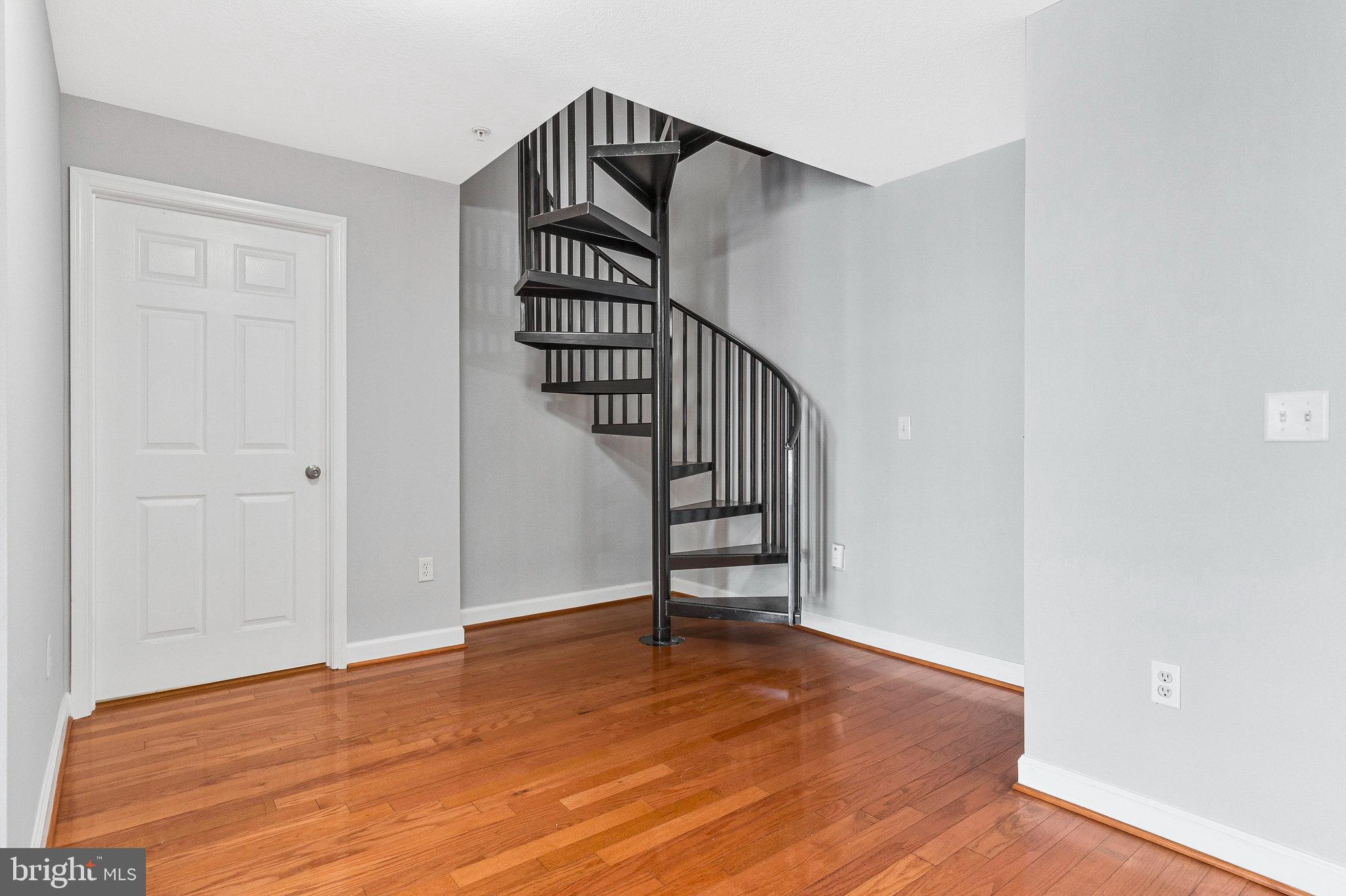 FITZ AT ROCKVILLE TOWN C - Residential