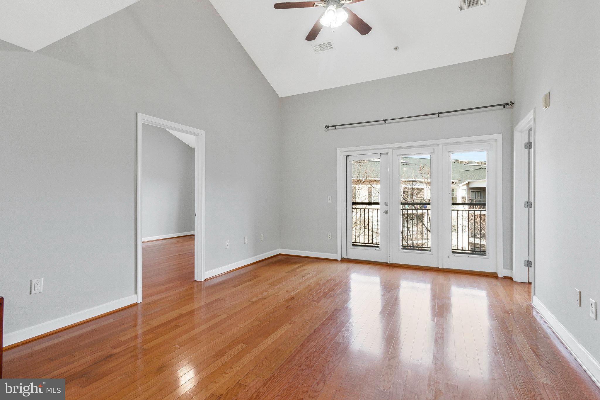 FITZ AT ROCKVILLE TOWN C - Residential