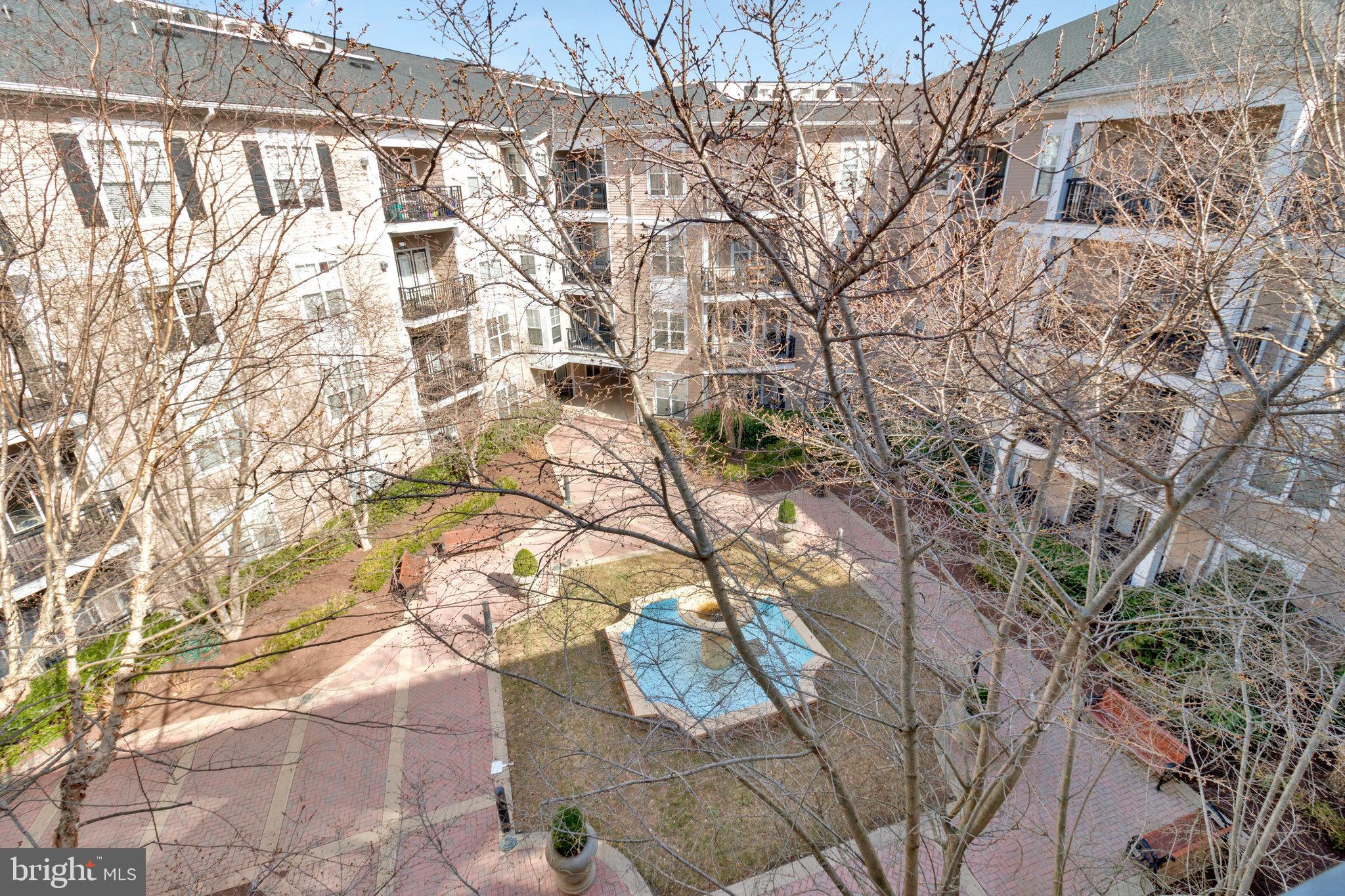 FITZ AT ROCKVILLE TOWN C - Residential