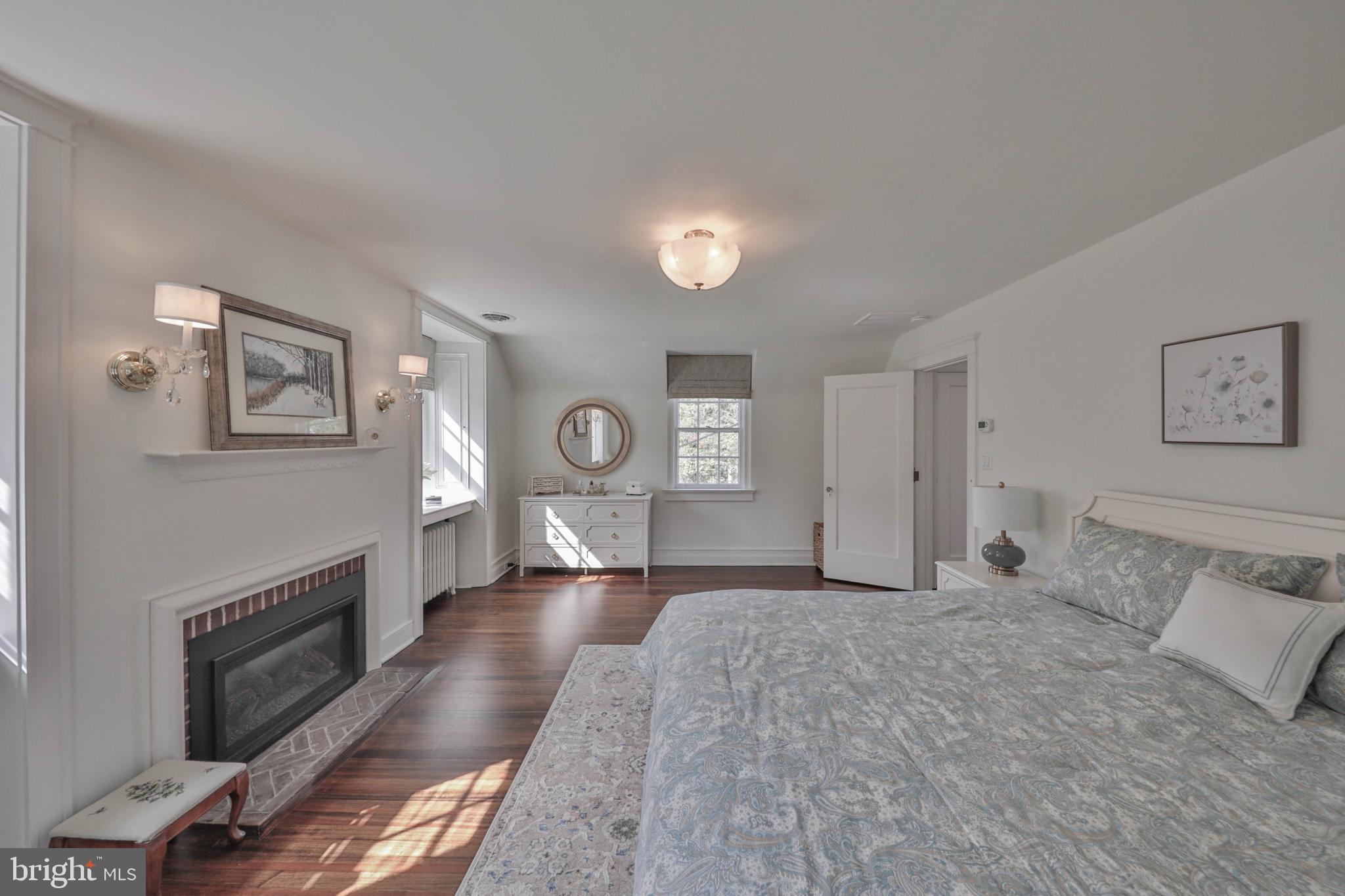 ROSEMONT - Residential