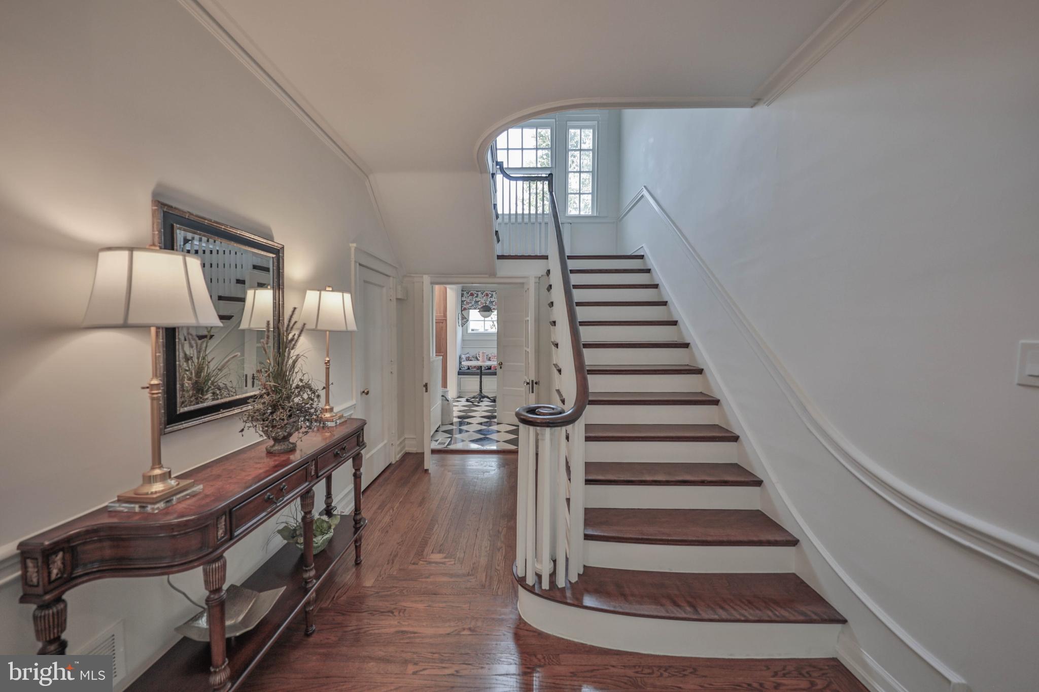 ROSEMONT - Residential