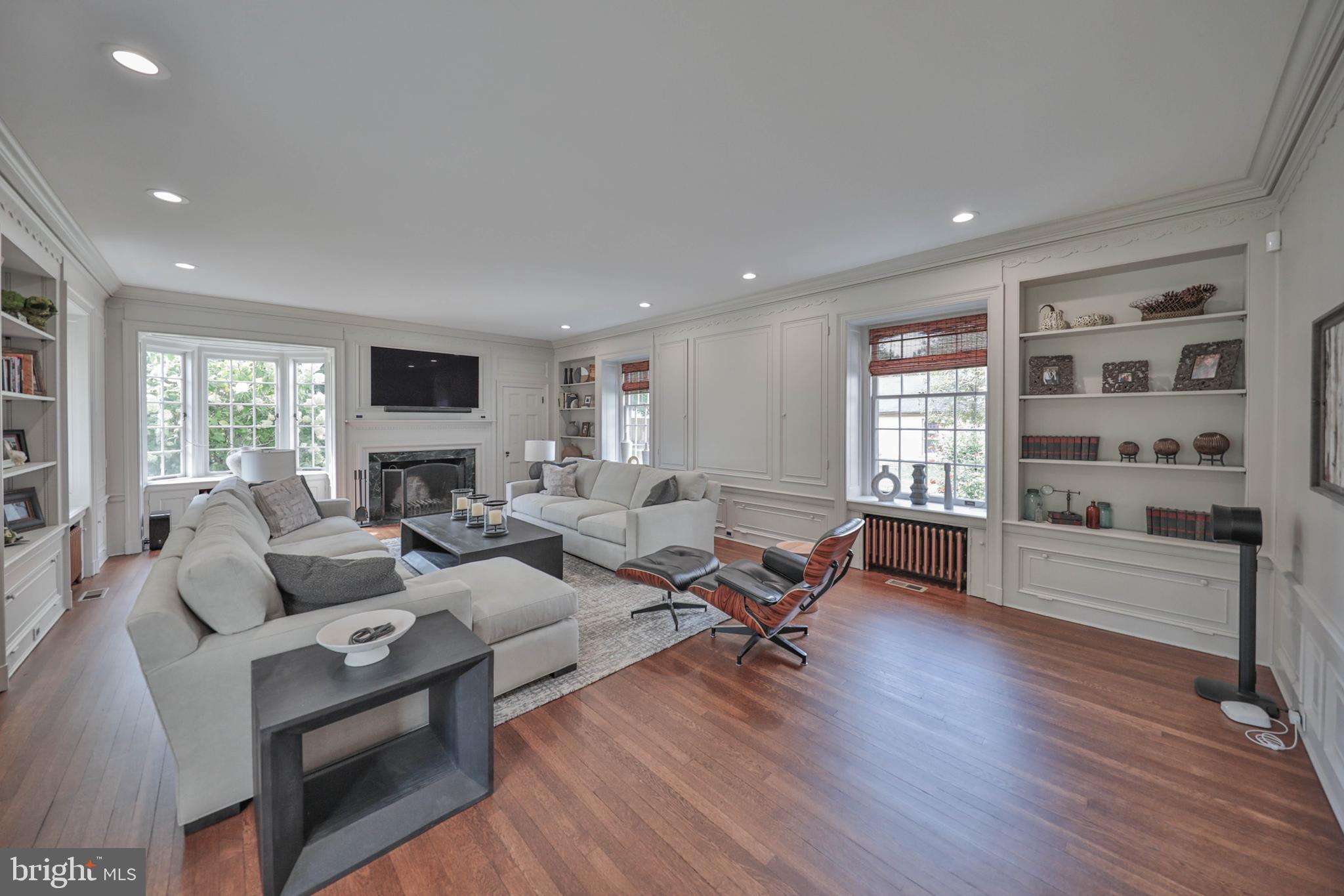 ROSEMONT - Residential