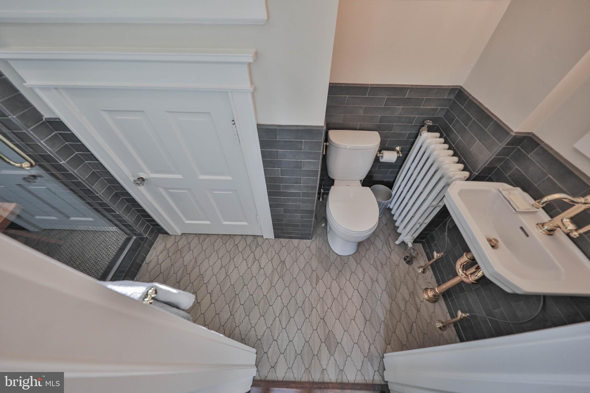 ROSEMONT - Residential