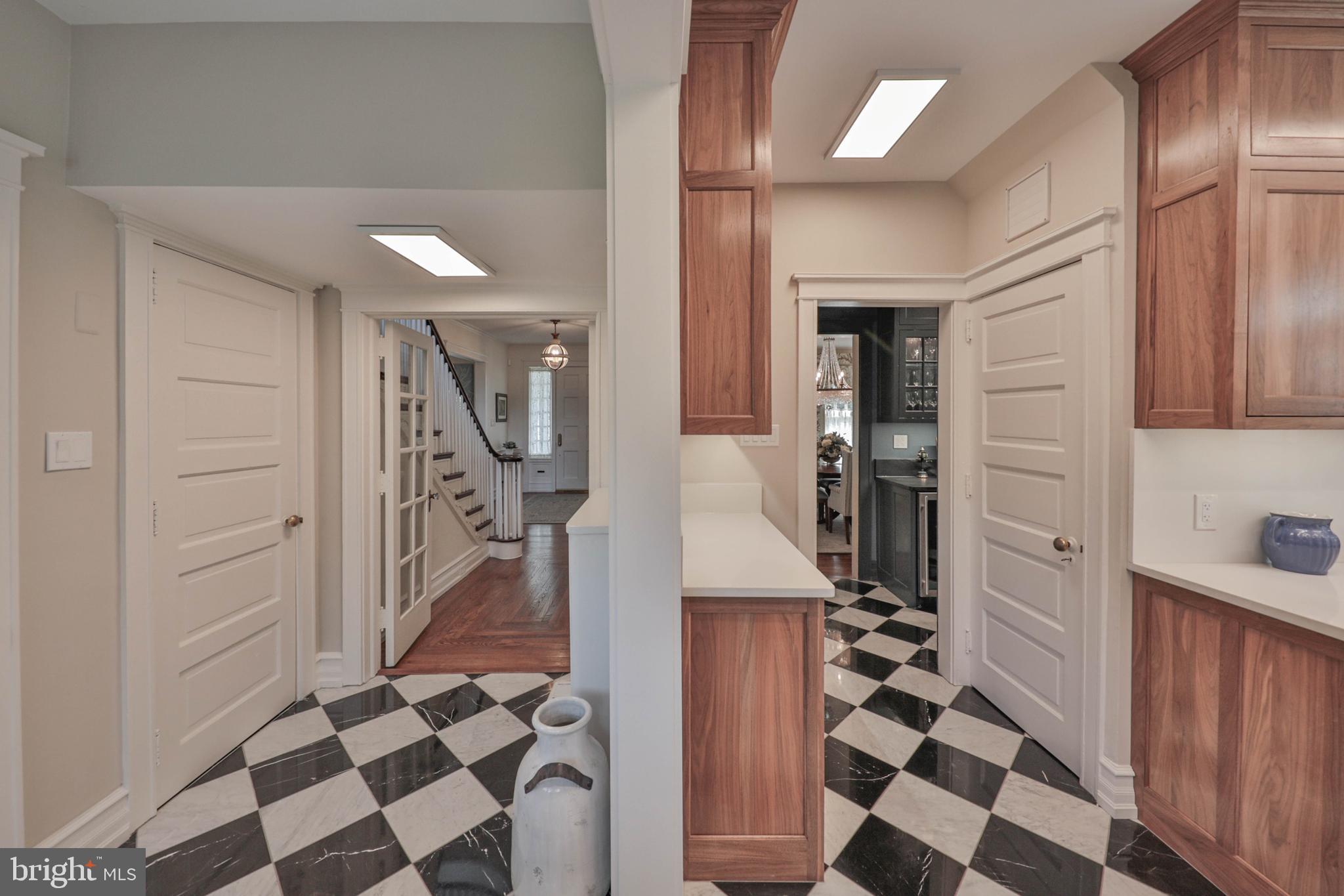 ROSEMONT - Residential