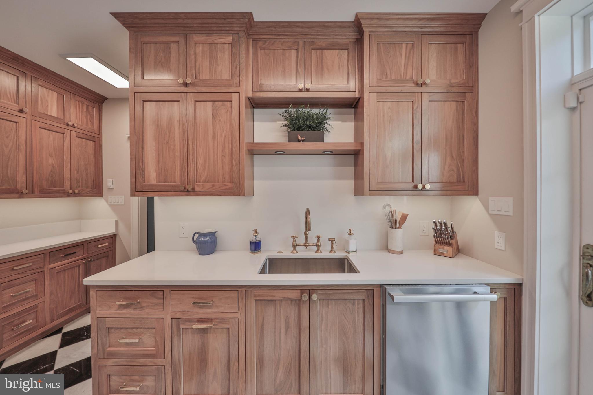 ROSEMONT - Residential