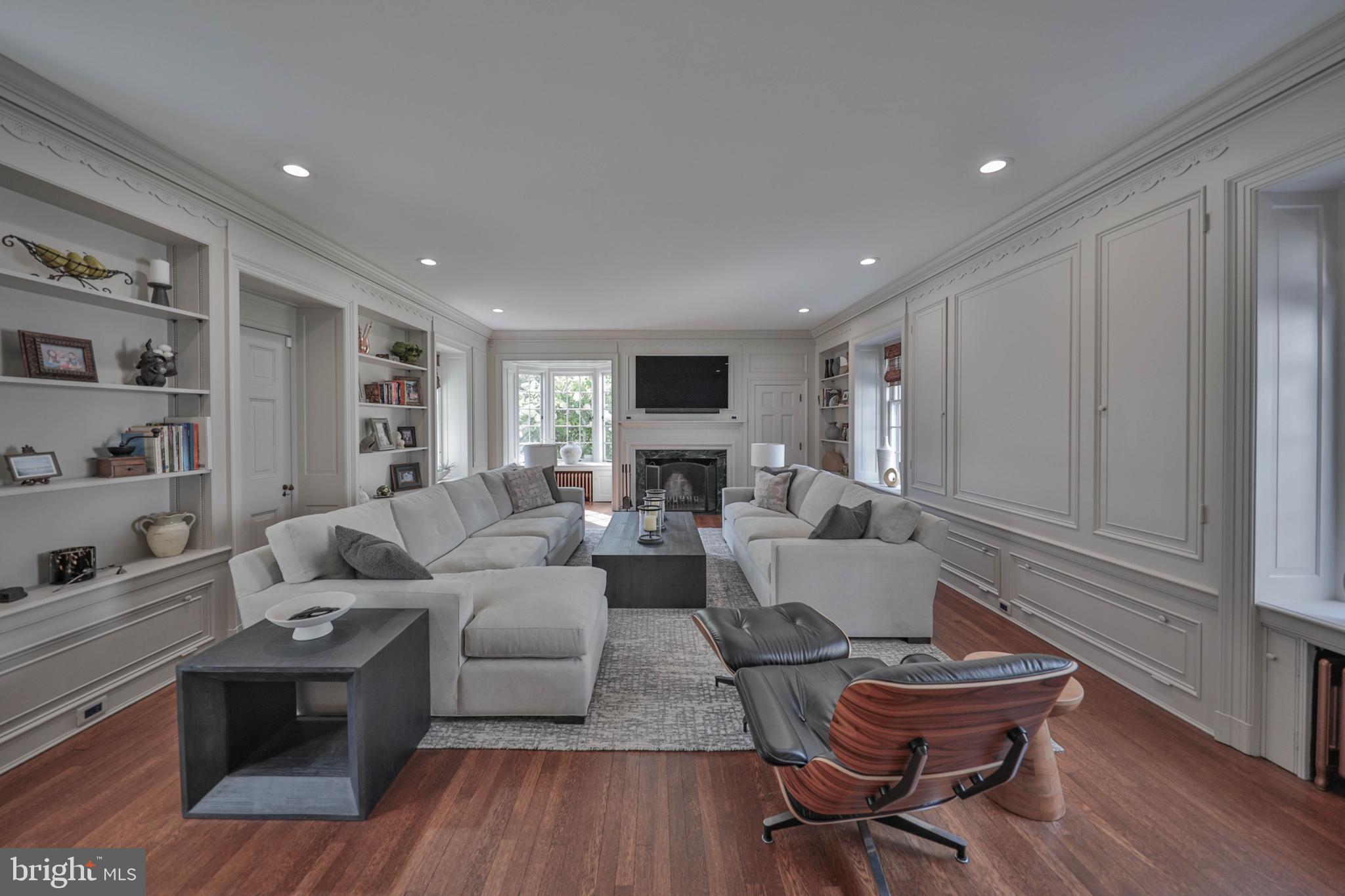 ROSEMONT - Residential