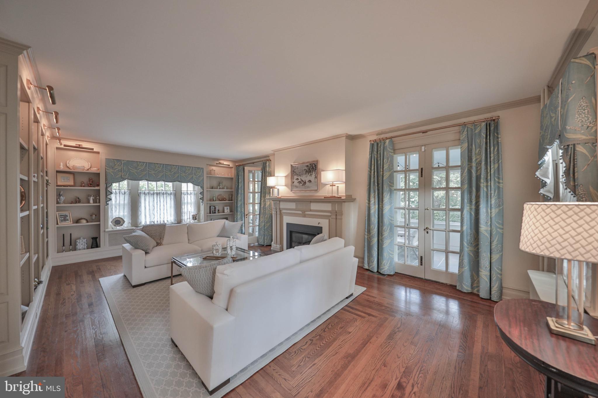 ROSEMONT - Residential