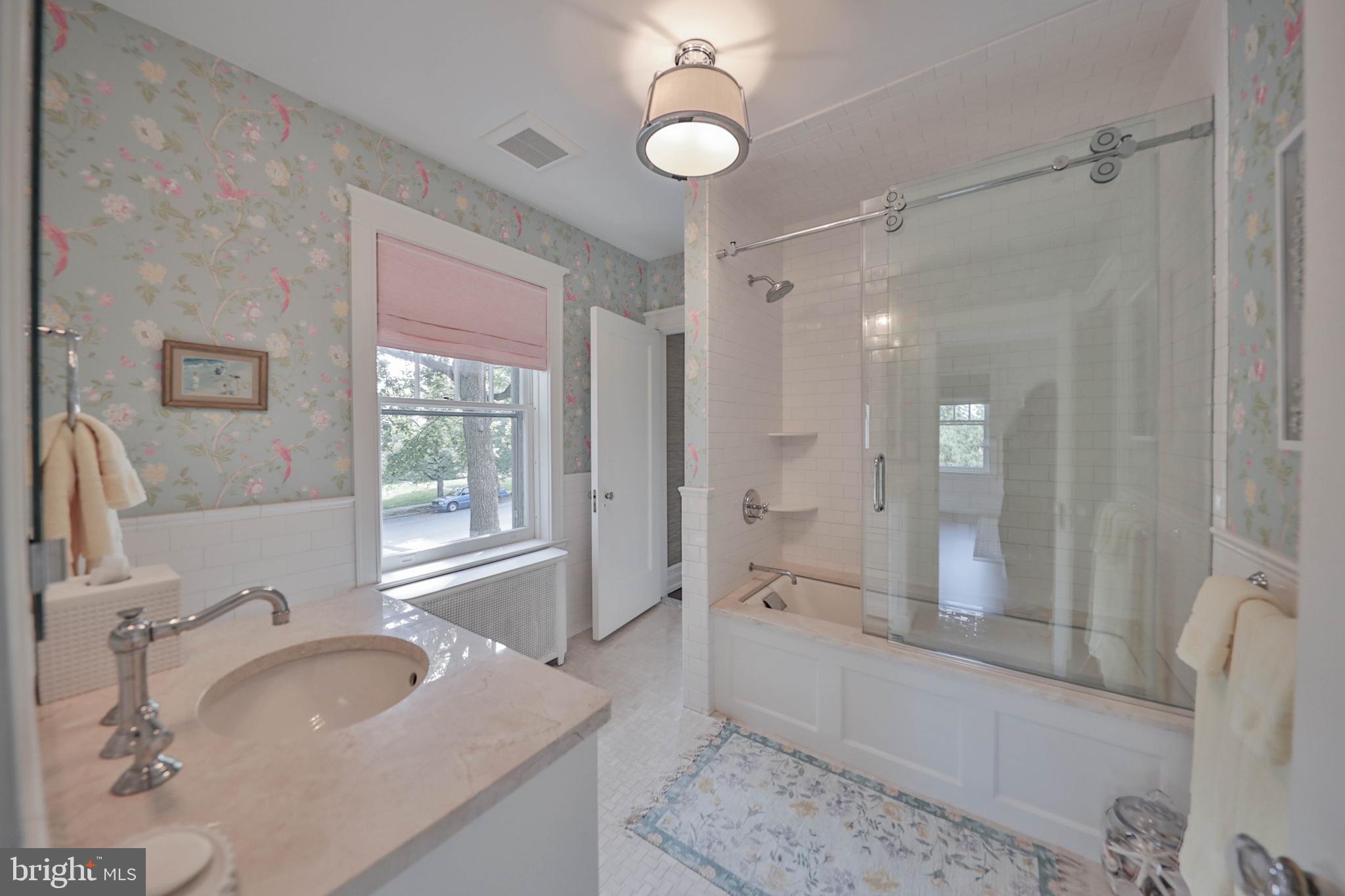 ROSEMONT - Residential