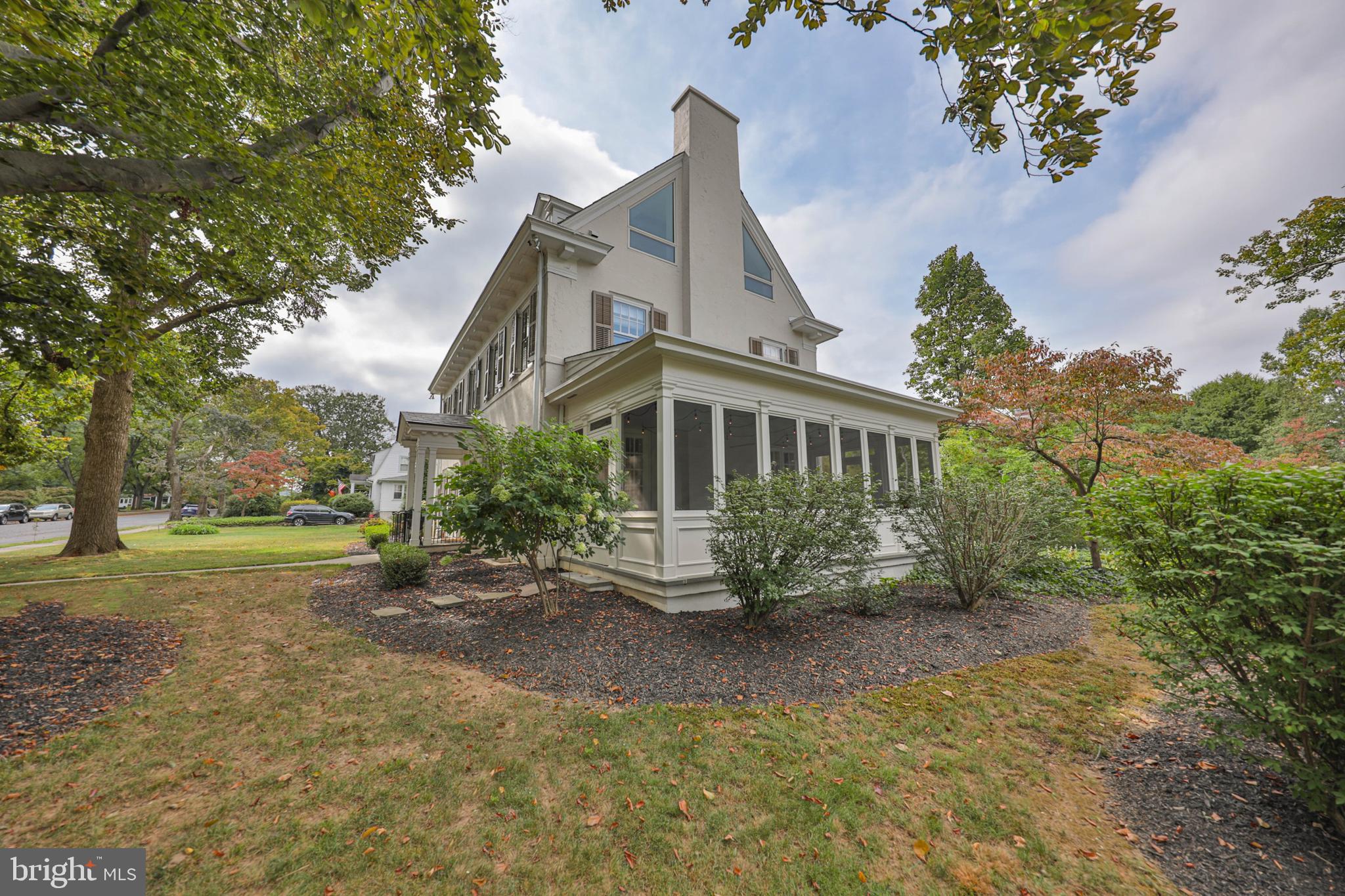 ROSEMONT - Residential