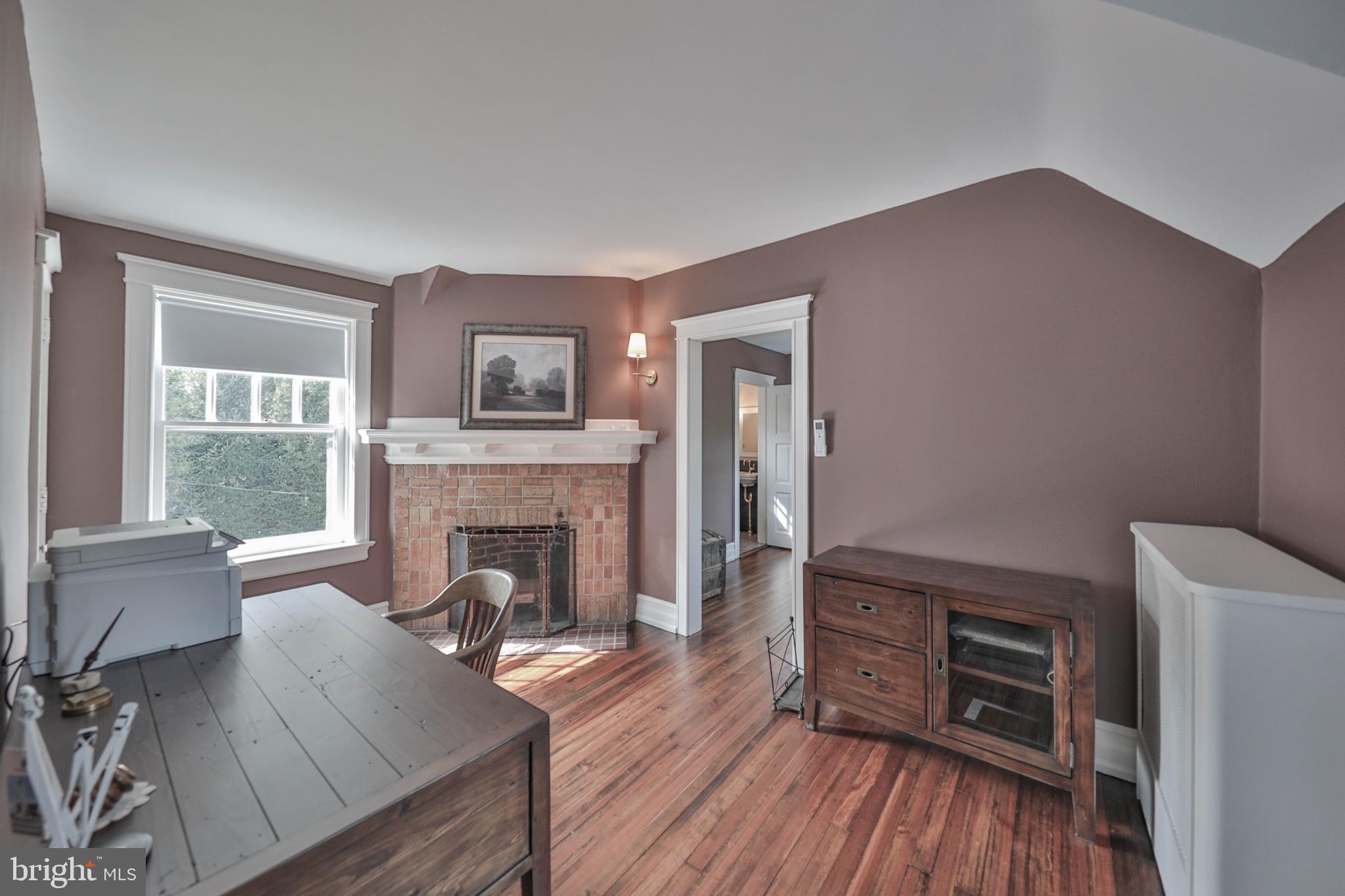 ROSEMONT - Residential