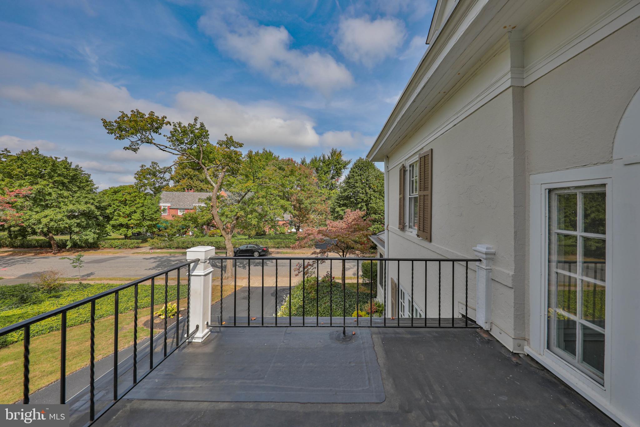 ROSEMONT - Residential