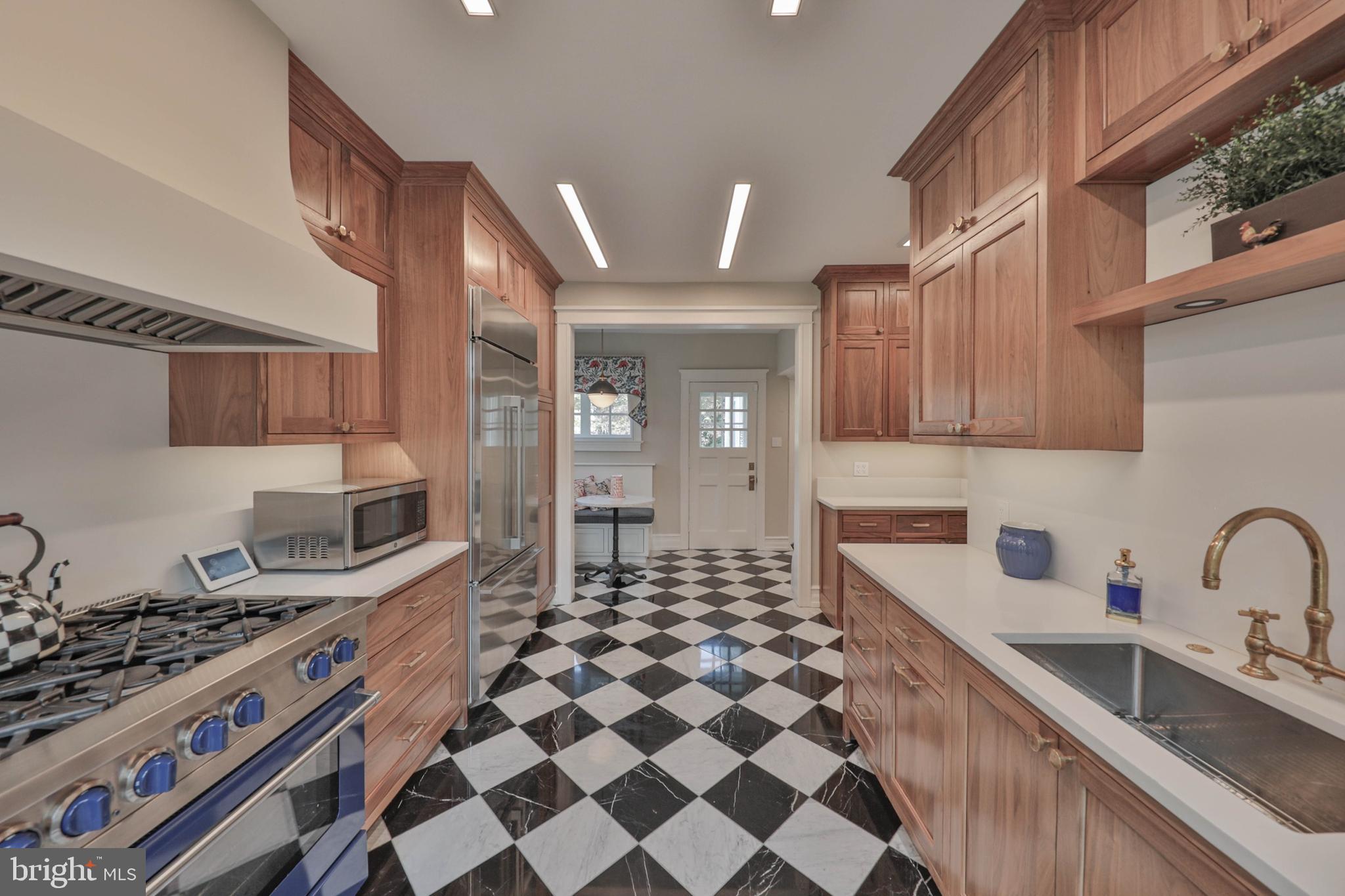 ROSEMONT - Residential