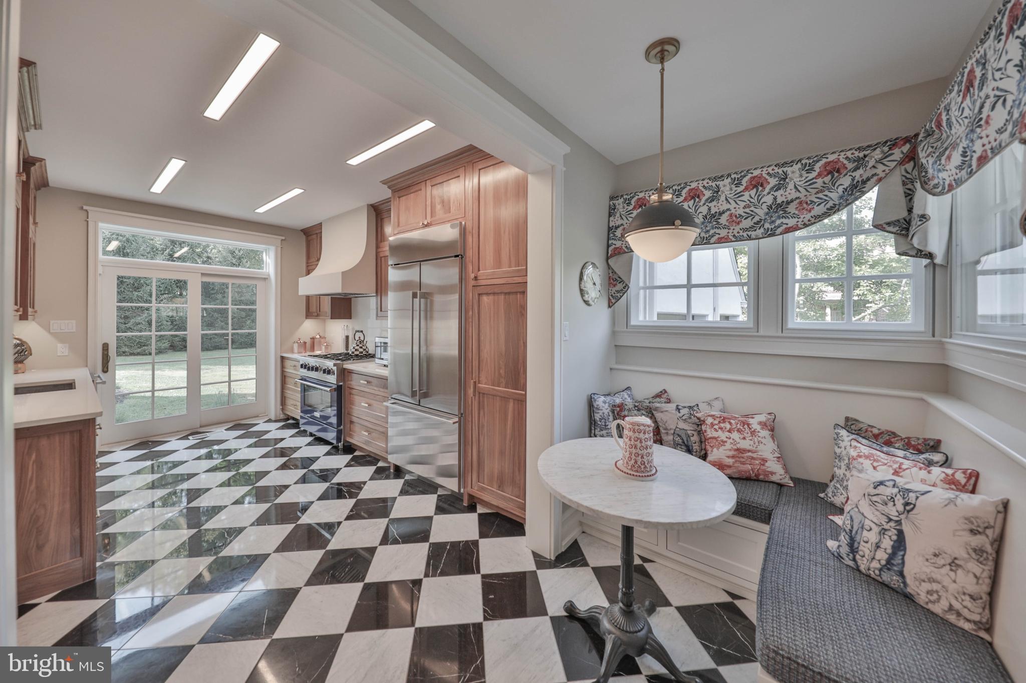 ROSEMONT - Residential