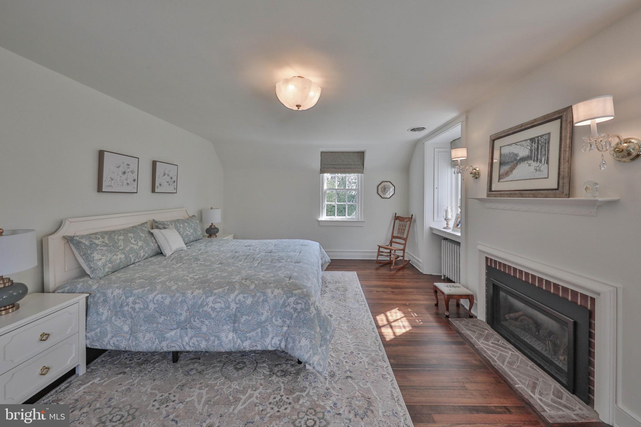 ROSEMONT - Residential