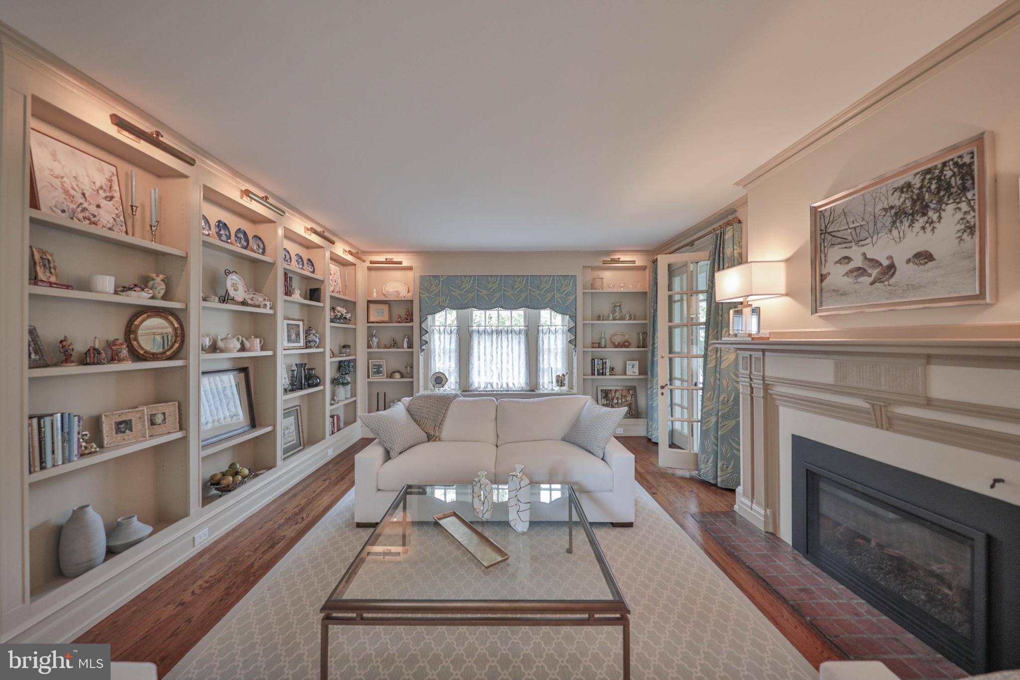 ROSEMONT - Residential