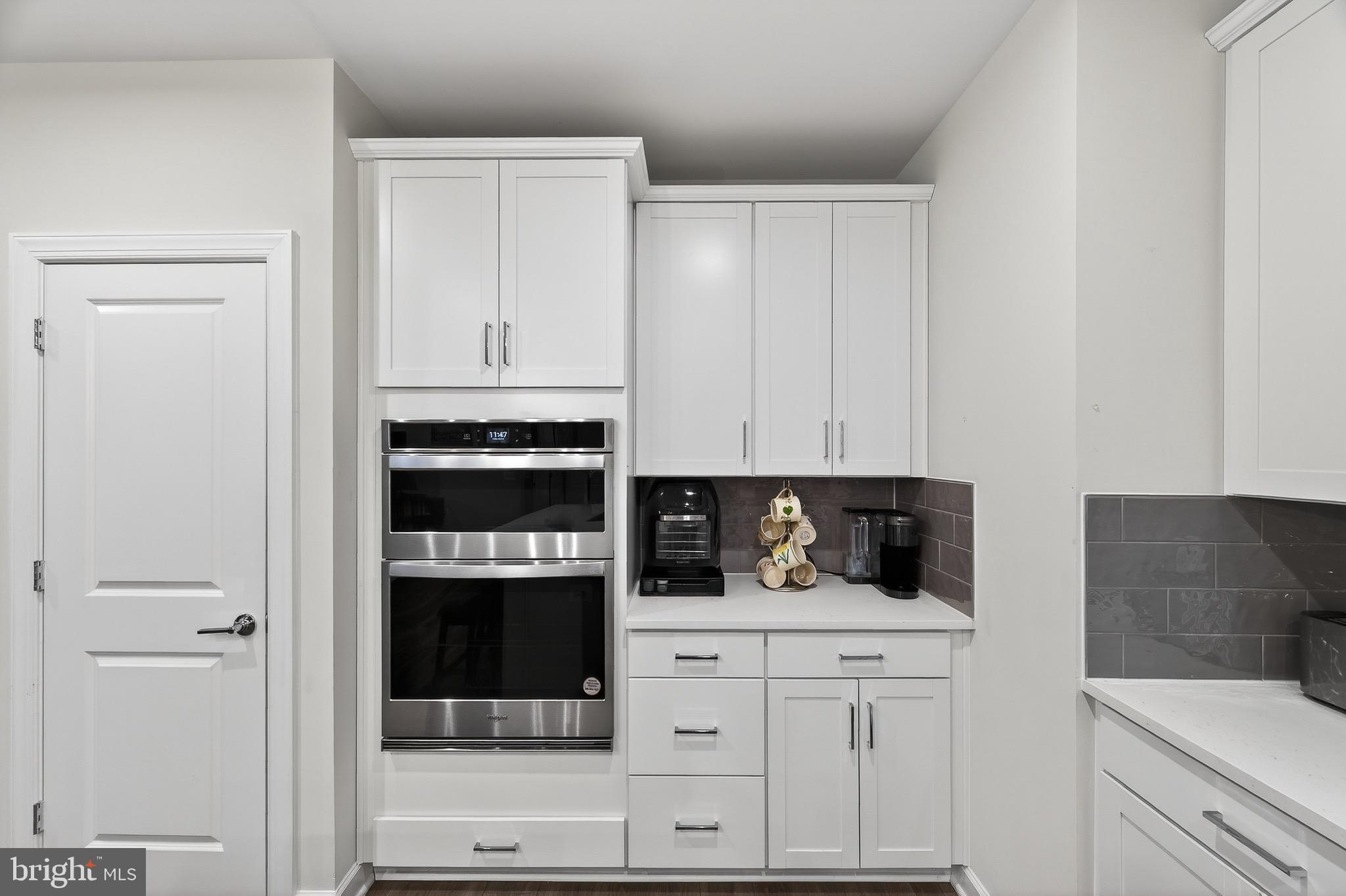 MONTEBELLO - Residential