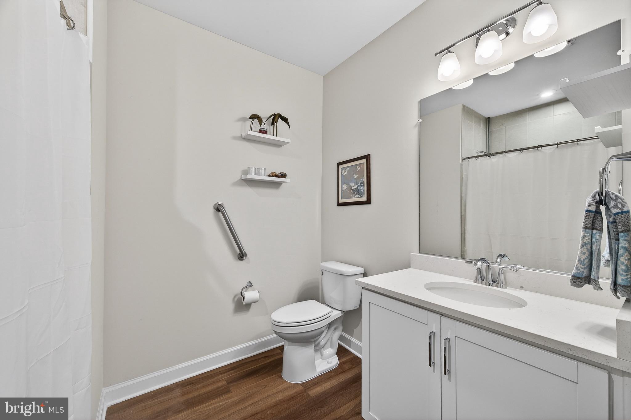 MONTEBELLO - Residential