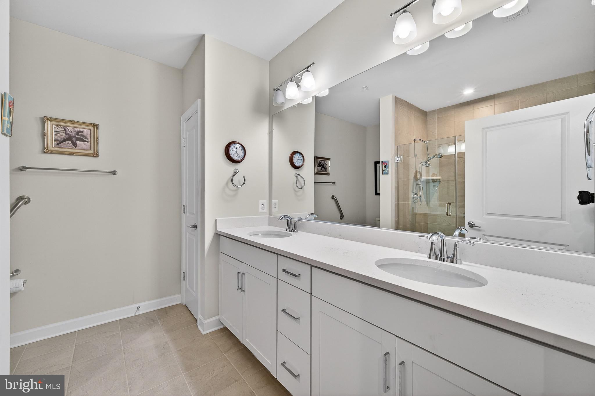 MONTEBELLO - Residential