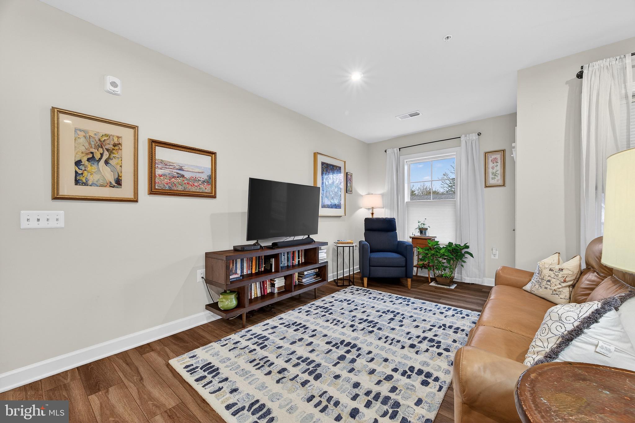 MONTEBELLO - Residential