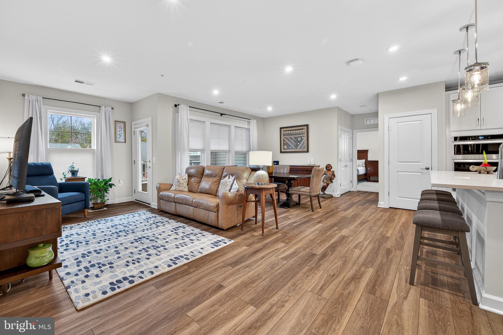 MONTEBELLO - Residential