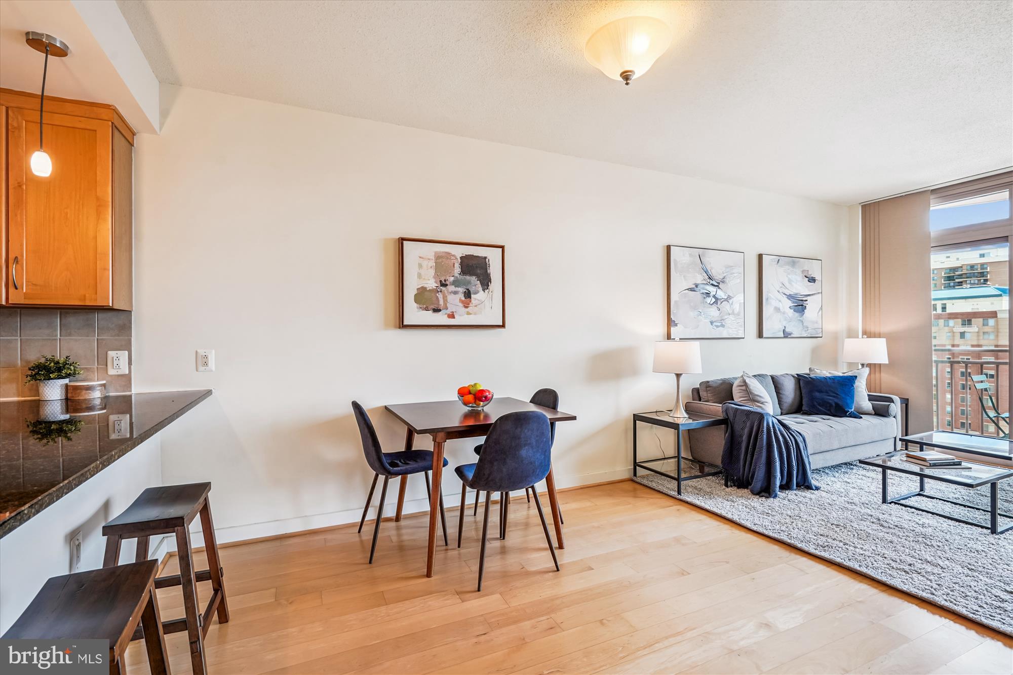 888 N QUINCY STREET 1004