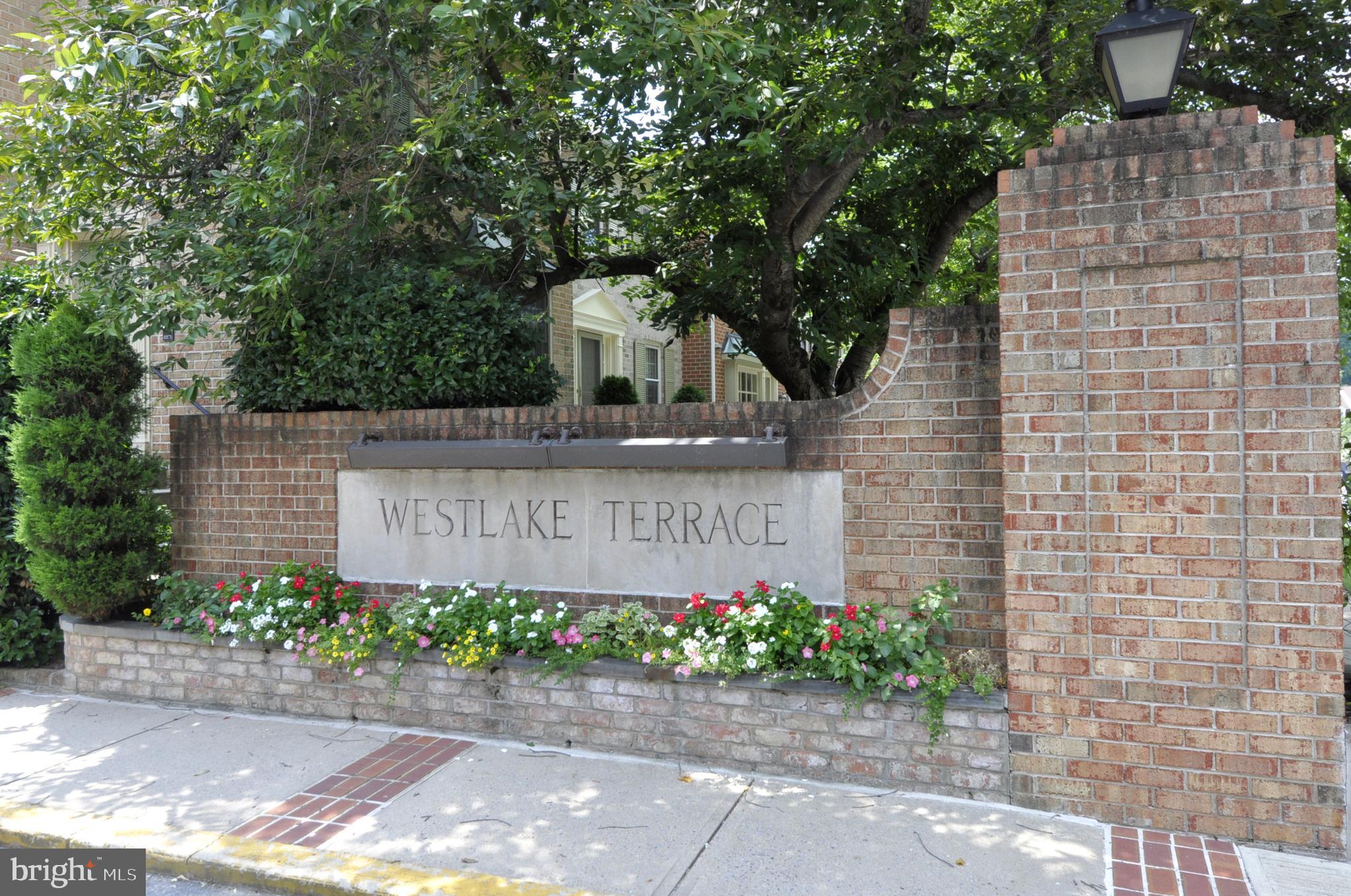 WESTLAKE PARK - Residential