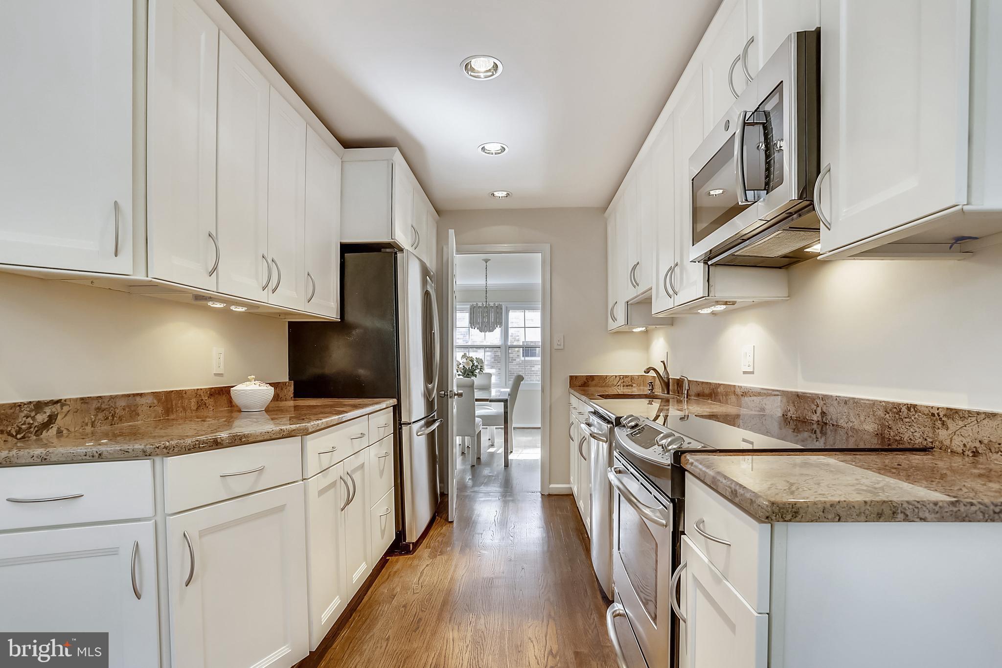 WESTLAKE PARK - Residential