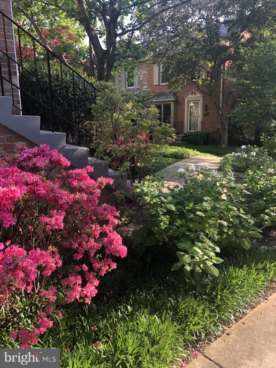 WESTLAKE PARK - Residential