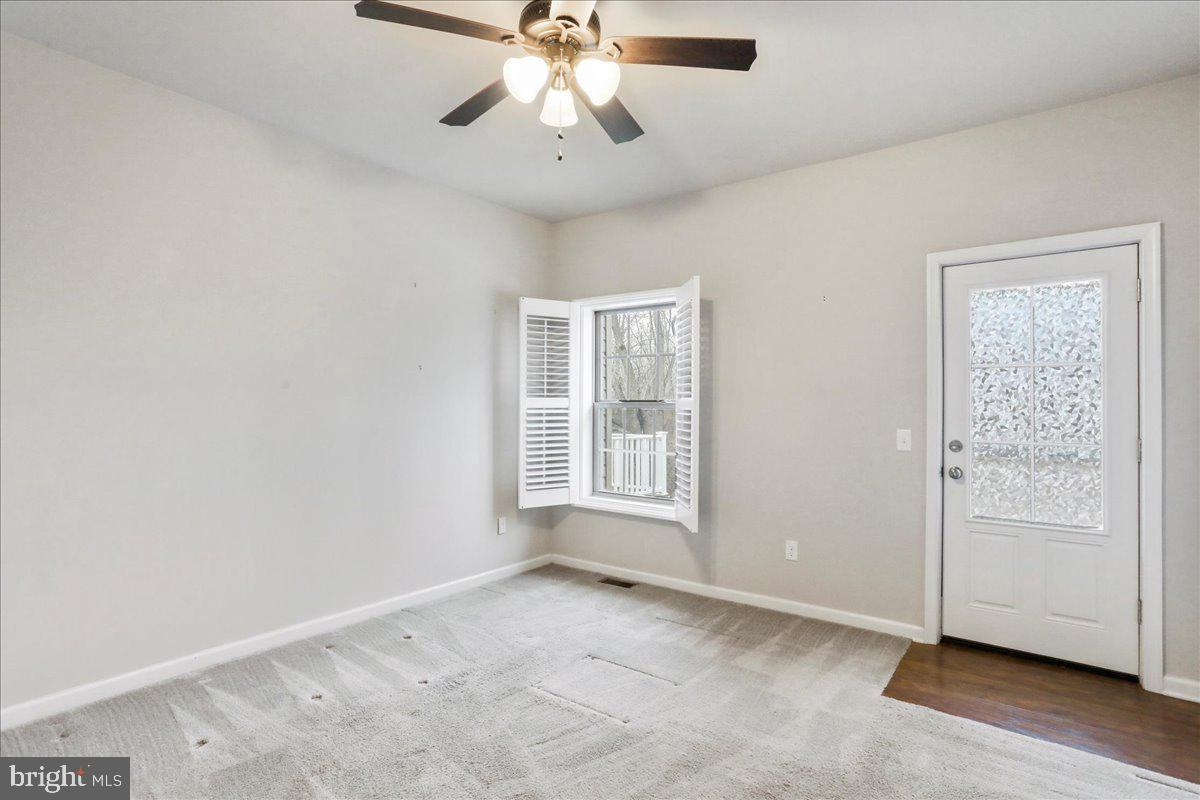 QUAIL RUN CONDOS - Residential