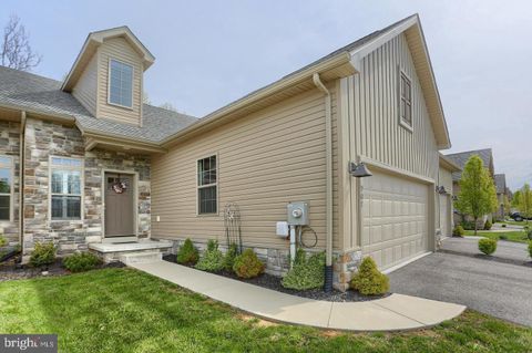 907 QUAIL RUN DRIVE WAYNESBORO PA 17268