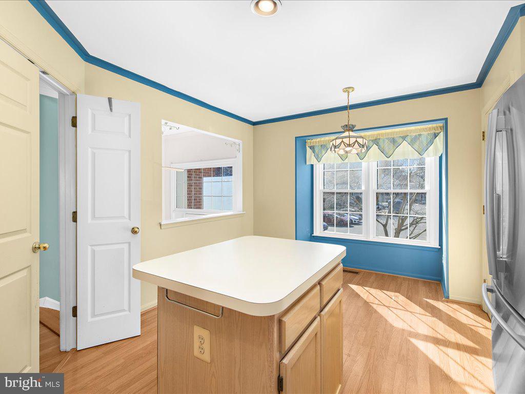 SEVEN OAKS - Residential