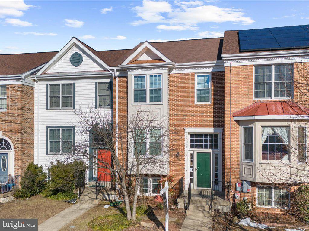 SEVEN OAKS - Residential