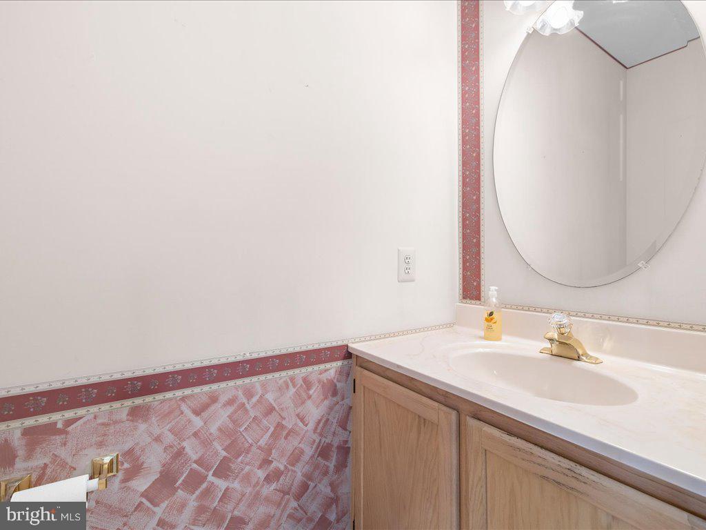 SEVEN OAKS - Residential