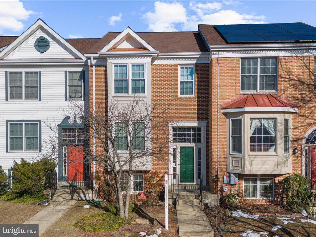 SEVEN OAKS - Residential