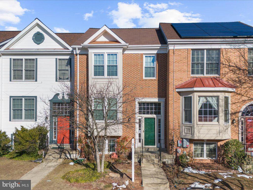 SEVEN OAKS - Residential