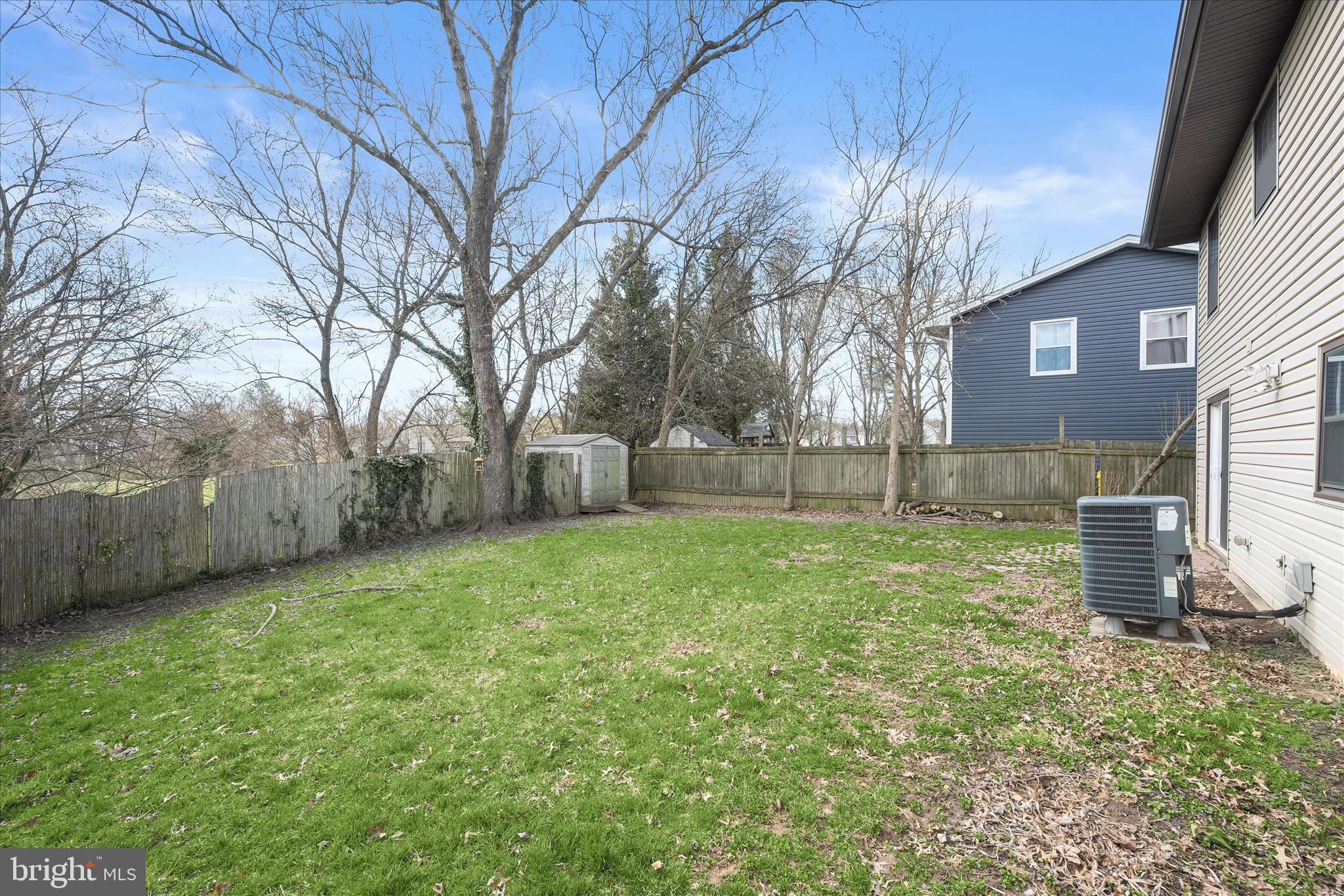 FOUR SEASONS ESTATES - Residential