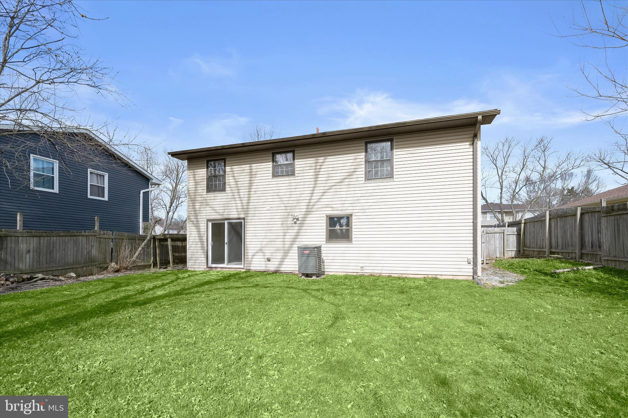 FOUR SEASONS ESTATES - Residential