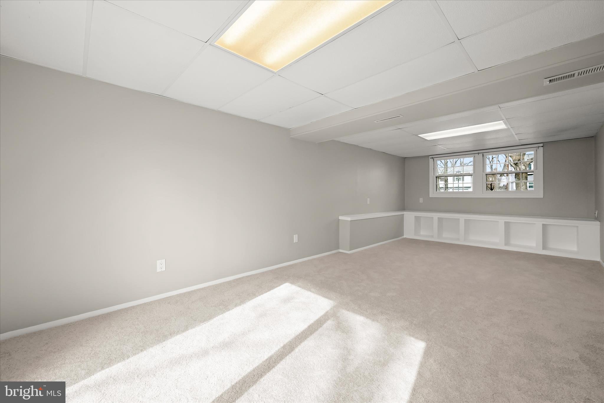 FOUR SEASONS ESTATES - Residential