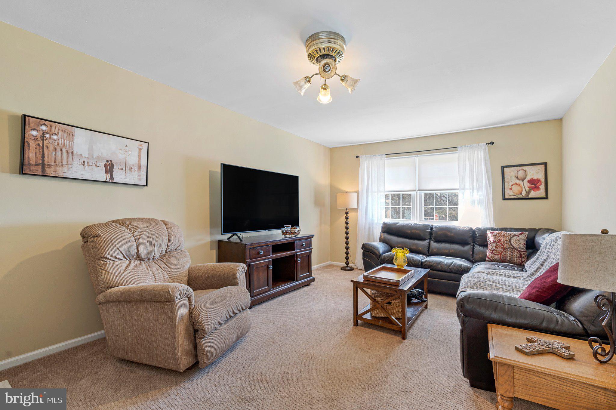 ACADEMY HILLS - Residential